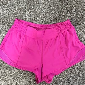 Lululemon Hotty Hot Shorts High Rise 2.5” in Sonic Pink